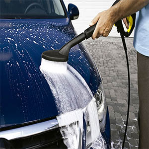 چگونه لکه آب روی بدنه خودرو را بشوییم